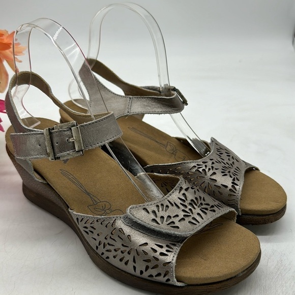 Romika Leather Cut Out Silver Sandals EU Size 40 MCS5119J - Picture 1 of 10